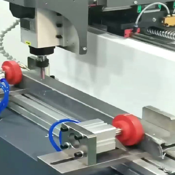Aluminium window and door copy router cnc upvc windows and doors drilling machine 2