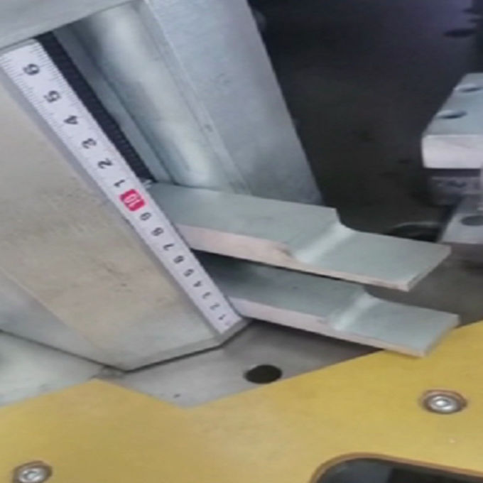CNC parts of crimping tool crimper aluminium window machinery aluminium doors and windows making machine 3