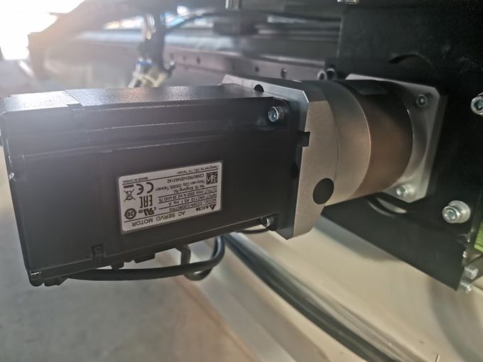 Aluminum profile saws auto aluminium metre cutting any angle cnc windows profile cutting machine for New energy industry 4