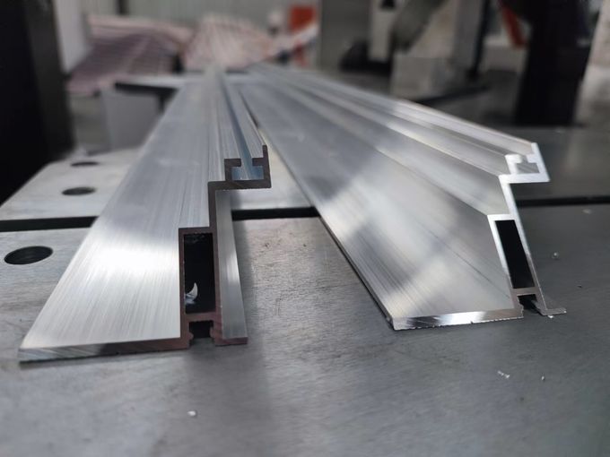 550mm Saw Blade Photovoltaic Solar Border CNC Cutting Saw 2