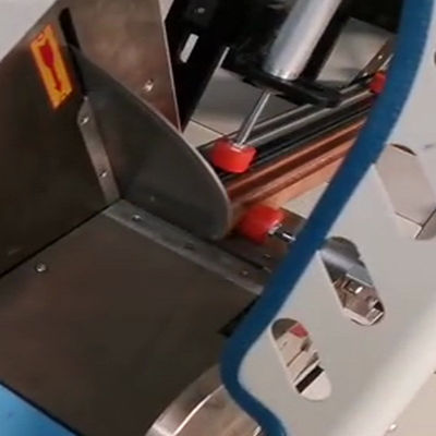 DOUBLE HEAD MITRE SAW ALUMINUM EXTRUSION CUTTING MACHINE 2 X 2.2 KW